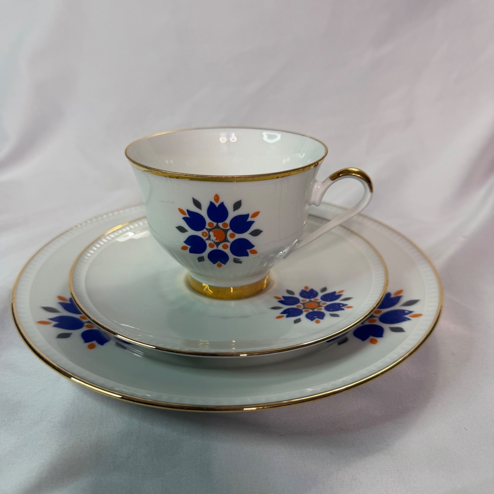 Bareuther Waldsassen Bavaria 100 Jahre TeaCup Saucer Plate Trio Gold Blue Floral